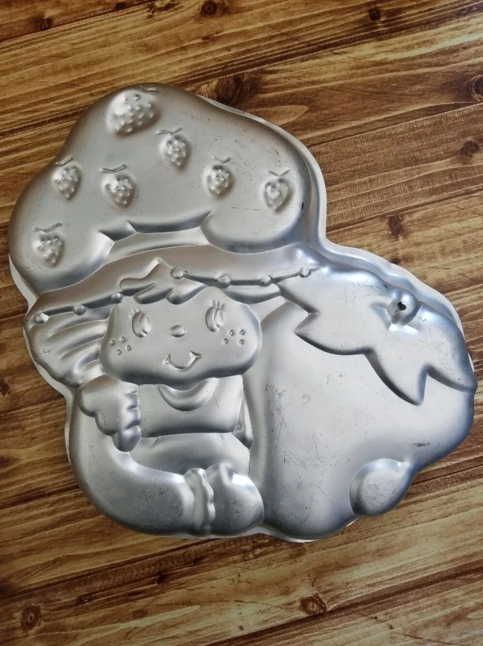 Vintage Wilton Aluminum Strawberry Shortcake American Greetings Cake Mold Pan